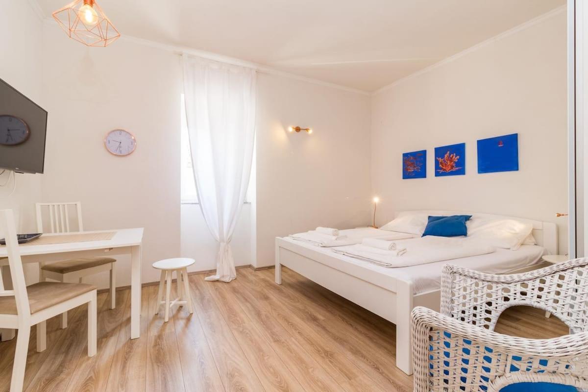 Gridolina Appartement Pula Buitenkant foto