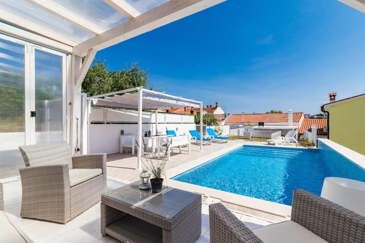 Gridolina Appartement Pula Buitenkant foto