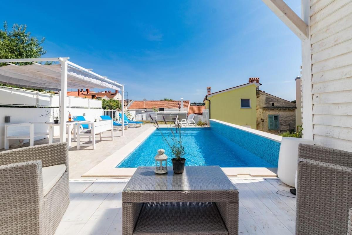 Gridolina Appartement Pula Buitenkant foto