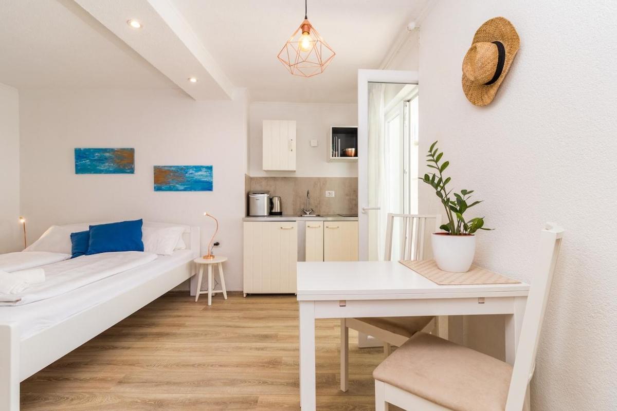 Gridolina Appartement Pula Buitenkant foto